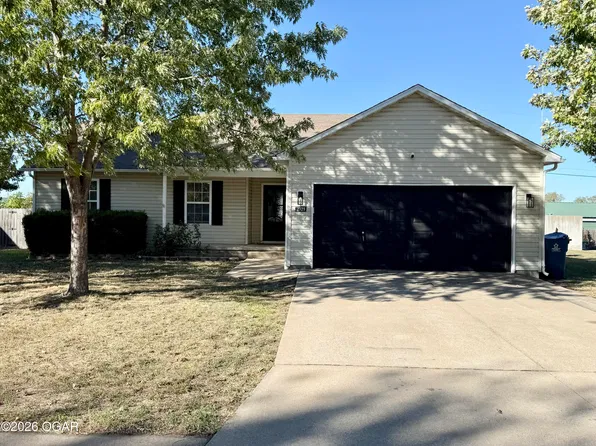 2329 W 23rd St, Joplin, MO 64804