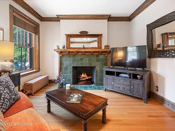 4th image of 1136 W Farwell Ave APT 1W