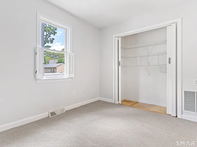 24 Herman Ave — Photo 10