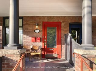 254A Carlton St, Toronto, ON M5A2L3