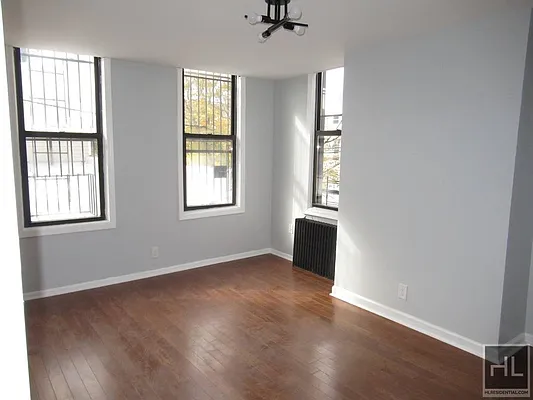 Rented by Highline Residential | media 22