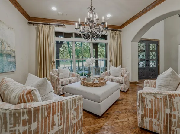 129 Trinity Bluffs Rd, Aledo, TX 76008