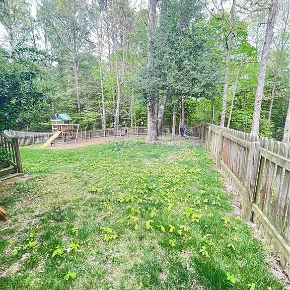 6244 Tewkesbury Way — Photo 13
