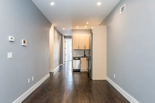 Rented by Brooklyn Group | media 20