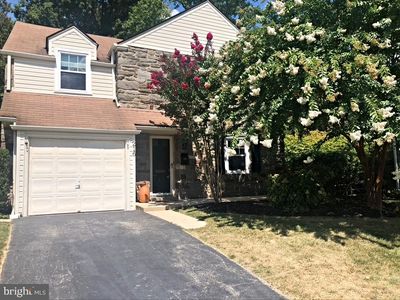 216 Lee Cir, Bryn Mawr, PA, 19010