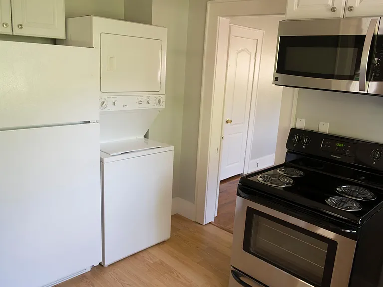 1111 W Mississippi Ave #B — Photo 16