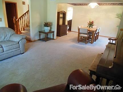 4th image of 7106 Cass Ave