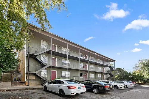 Magnolia Court Photo 1