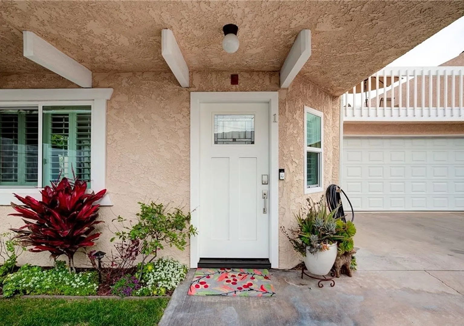 Luxury Living In North Redondo Beach | This Property Checks All The Boxes! — Photo 3