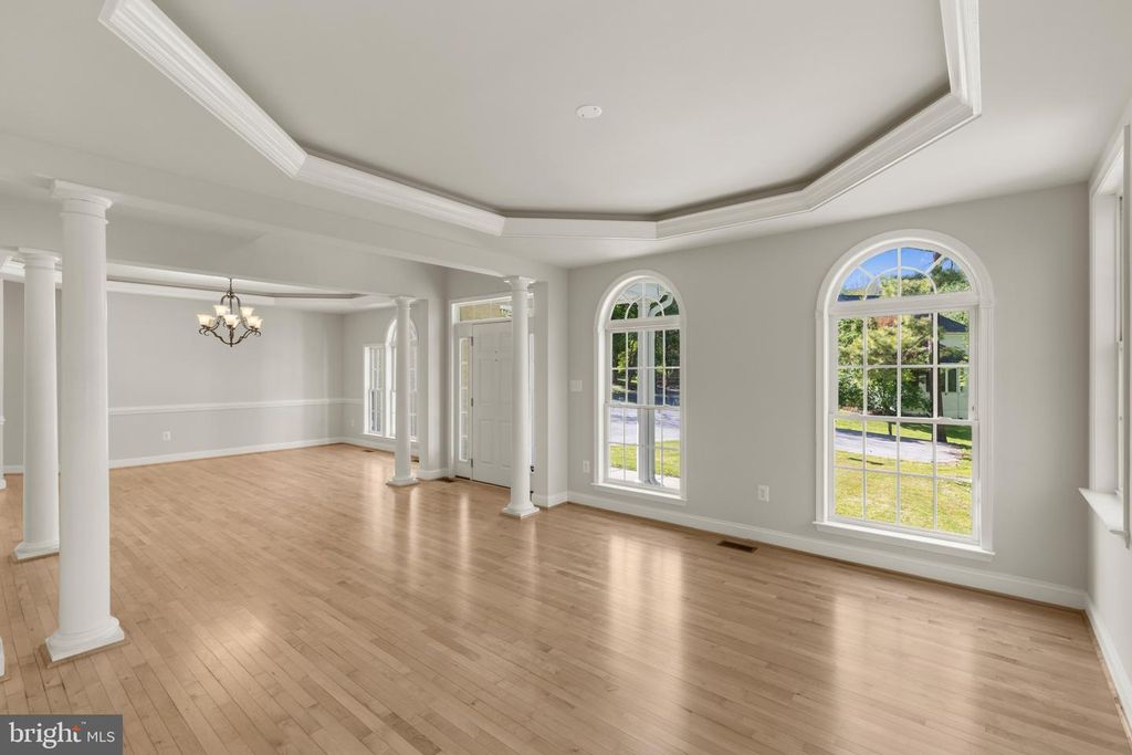 Apartment in Ellicott City - View 2