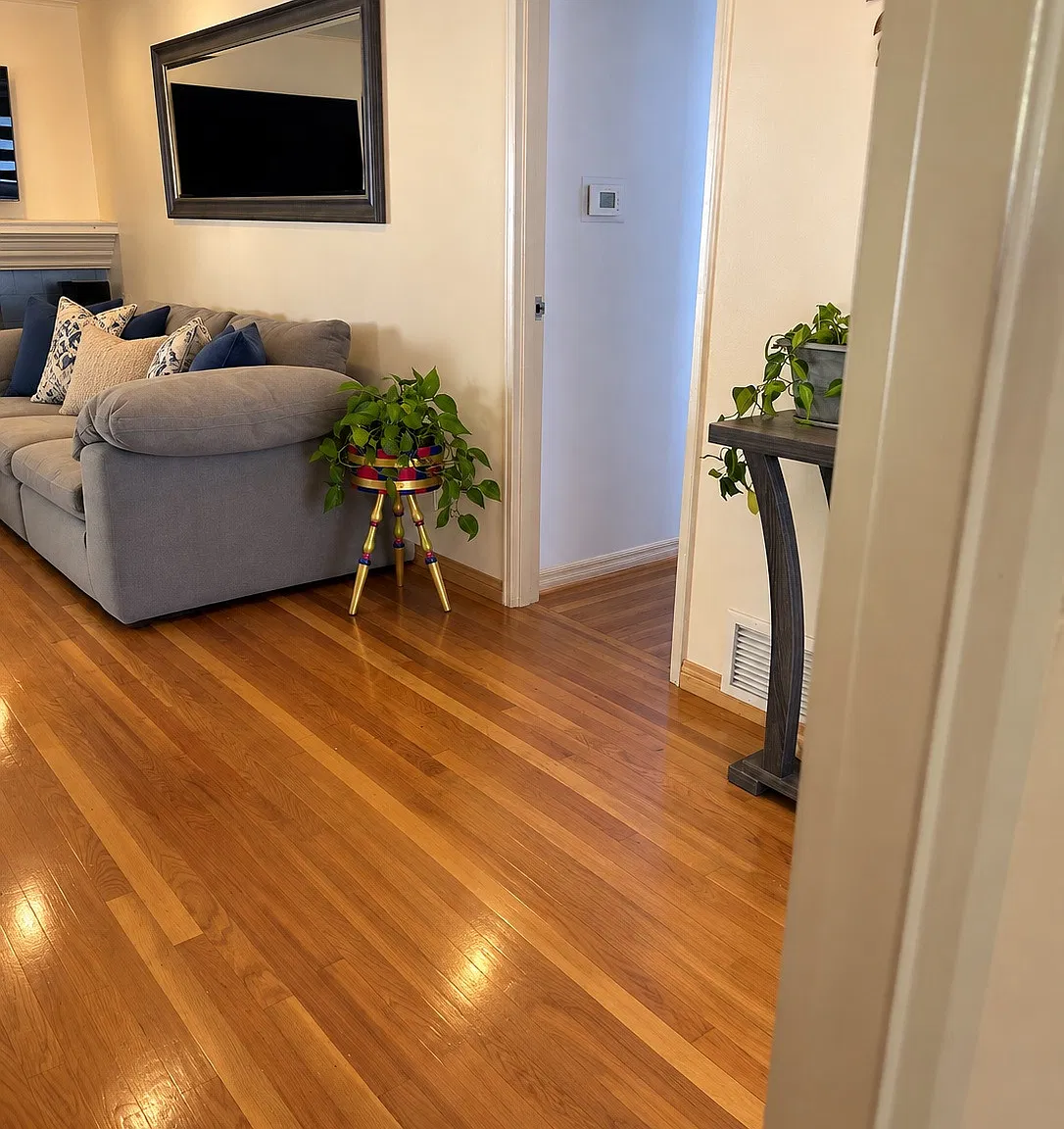 4 bed, 1475 sqft, $4,375 — Photo 4