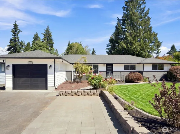 6821 190th Street SW, Lynnwood, WA 98036