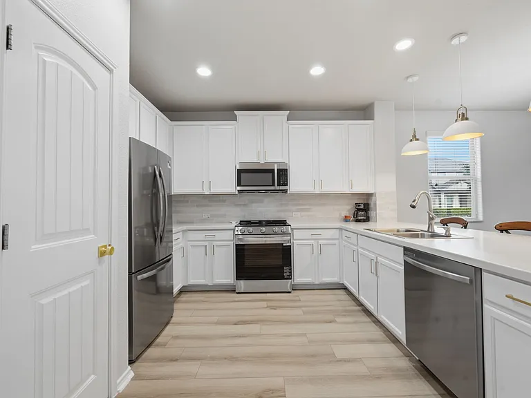 10458 Bulwark Peak — Photo 13
