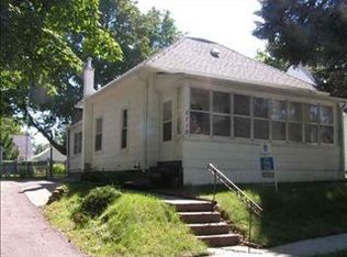 5119 Pinkney St, Omaha, NE 68104