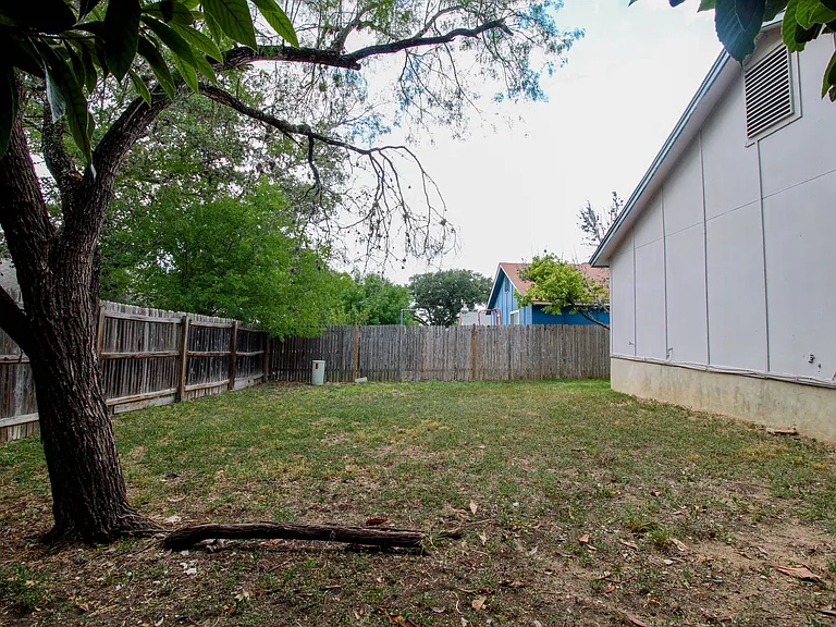 6214 Ridge Glade St — Photo 31