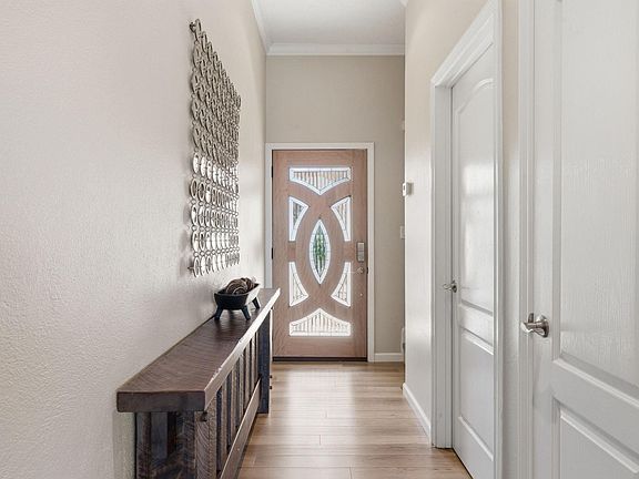 4th image of 2 Regency Point