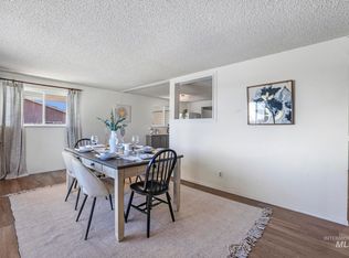 425 5th Ave W, Wendell, ID 83355