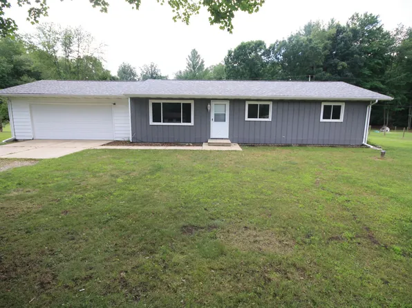65769 Kenyon Ave, Hartford, MI 49057
