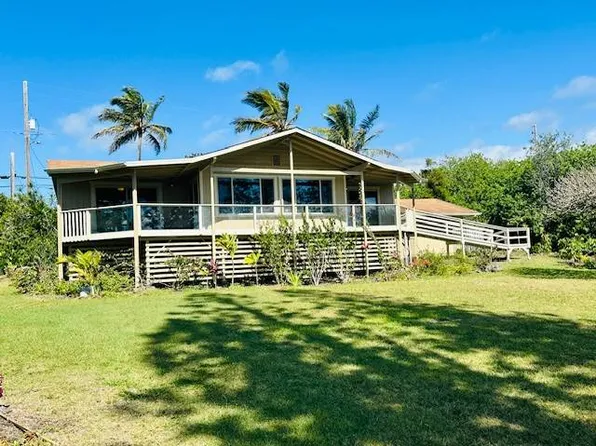 94-5826 Kalakau St, Naalehu, HI 96772