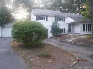 2149 Allenwood Rd, Wall Township, NJ 07719