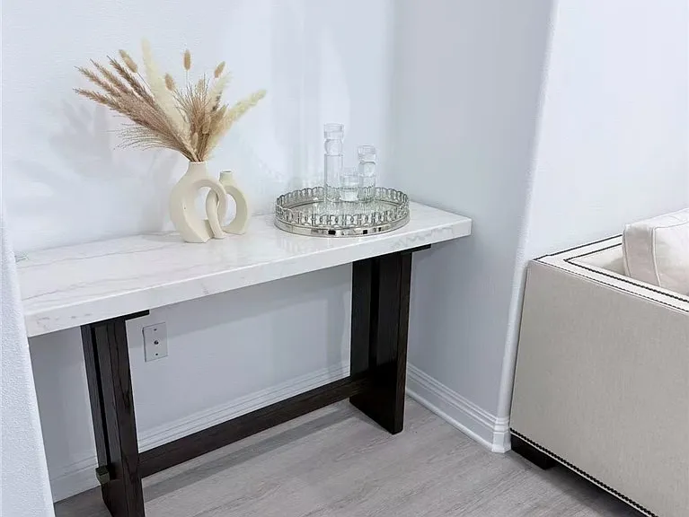 2125 S Bentley Ave #107 — Photo 4