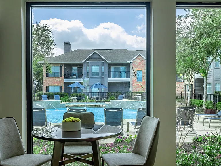 Richmond Towne Homes — Photo 21