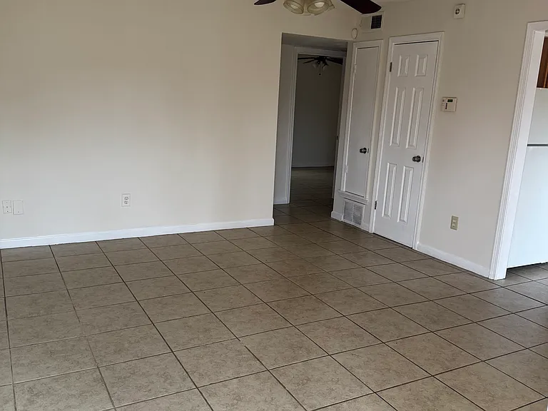 3725 Millbranch Rd #14 — Photo 5