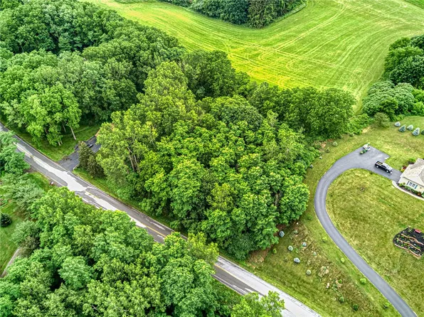 9 Rabbit Run #9, Bloomfield, NY 14469