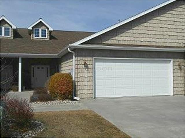 1st image of 40 Pebble Creek Ct