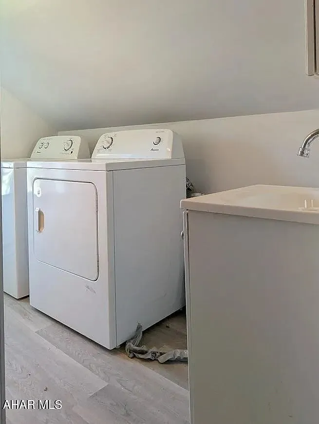 3 bed, 1.5 bath, $1,150 — Photo 4