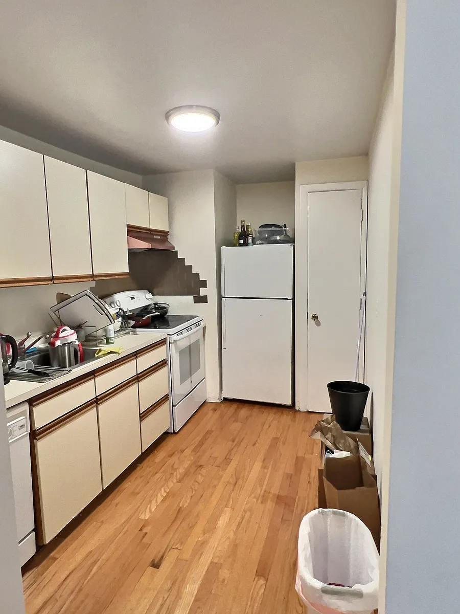Building Photo - 1039 Commonwealth Ave #31
