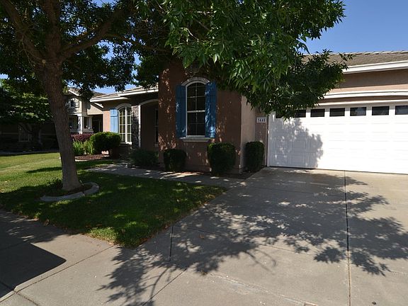 2nd image of 3445 Summer Dr