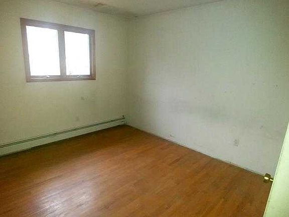 2 N WASHINGTON VALLEY- BEDROOM 2