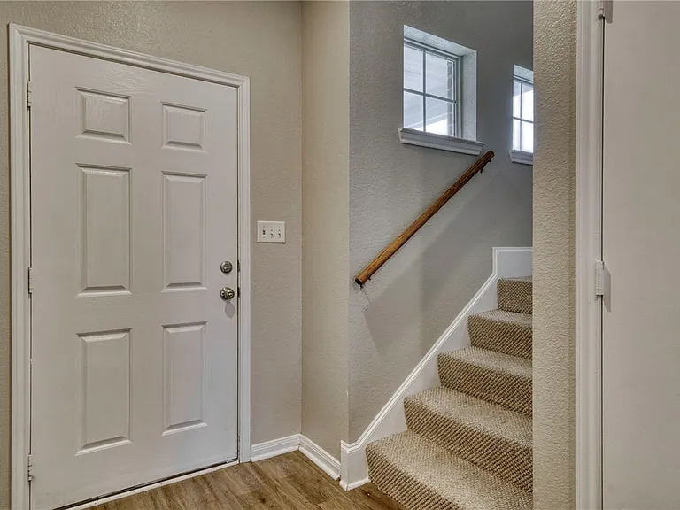 4103 McFarland Dr — Photo 9