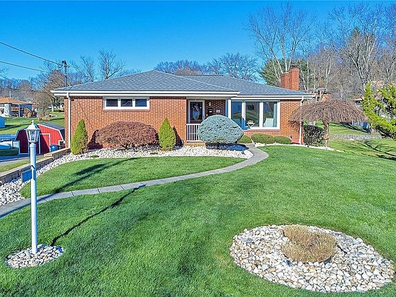 3rd image of 740 William Dr