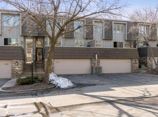 10306 Berkshire Rd, Bloomington, MN 55437