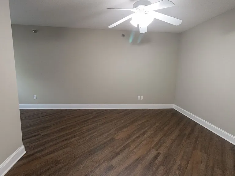 1100 Club Village Dr — Photo 10