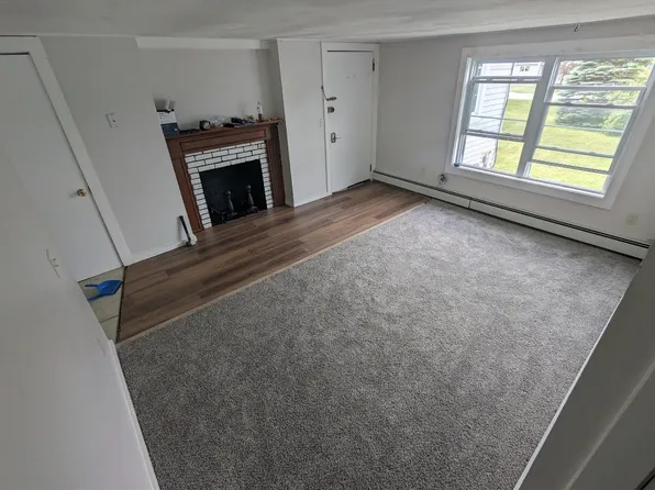 120 North St #C, Bristol, VT 05443