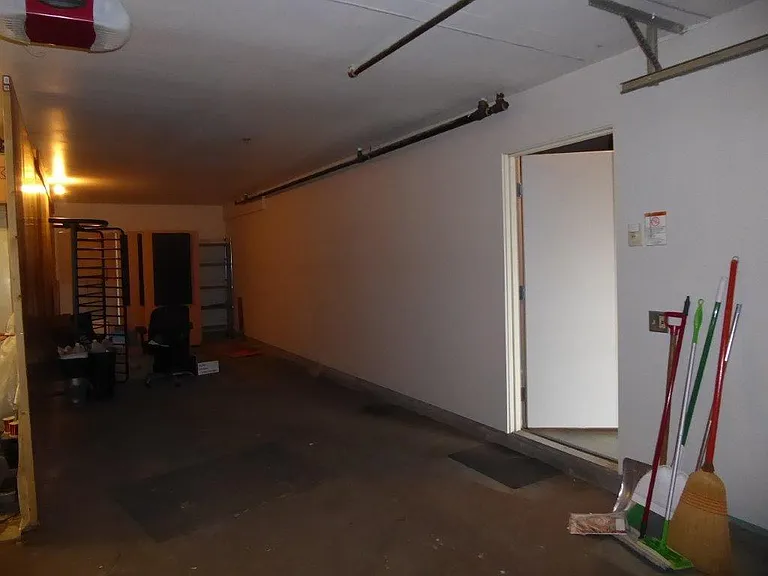 1618 Payne St — Photo 14
