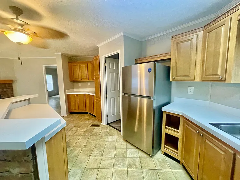 1838 Prairie Ct — Photo 8