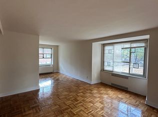 67-02 197th St FLOOR 2, Fresh Meadows, NY 11365