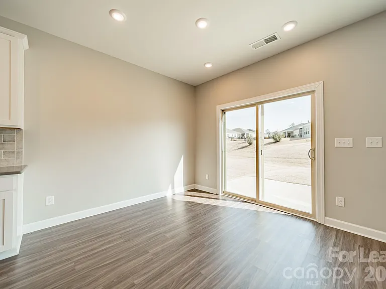 4124 Canopy Creek Dr — Photo 29