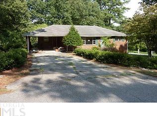 5955 Lullwater Dr SE, Mableton, GA 30126