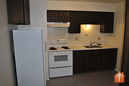 5th image of 611 N Monterey Ave APT E3