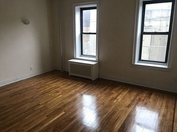 4th image of 4516 44th St APT 1A