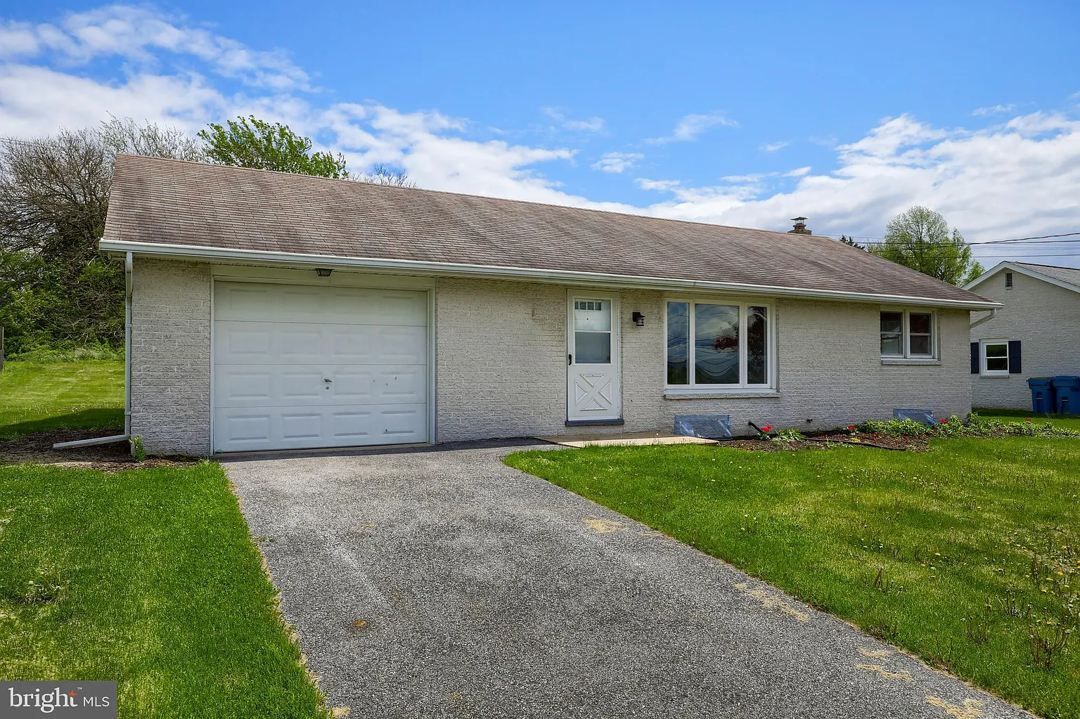 1491 Clayoma Ave photo 1
