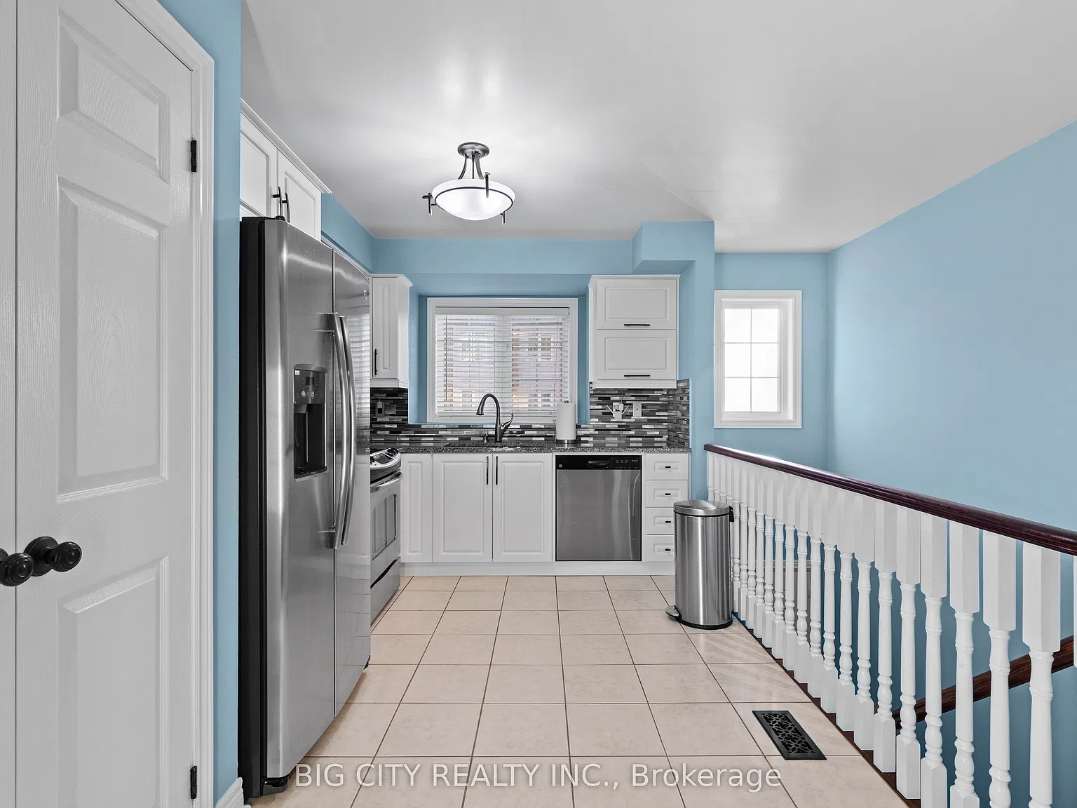 3 bed, $3,195 — Photo 3