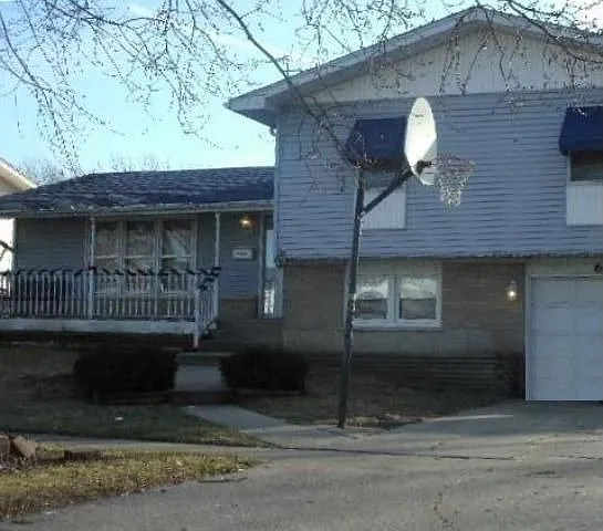 6049 El Morro Ln photo 1