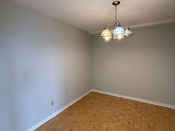 3rd image of 345 Laurier Ave E #1001
