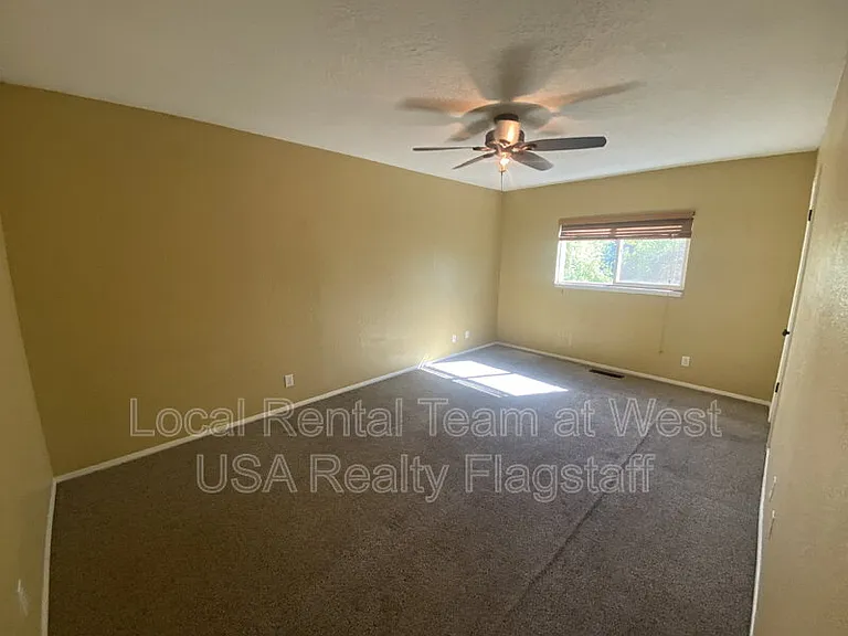 1607 N Prairie Way — Photo 6